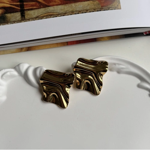 Çelik Dalgalı Plaka Küpe