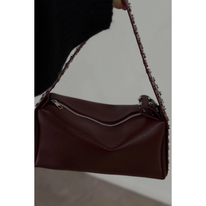Mono Zımba Detaylı Fermuarlı Bordo Omuz Çantası