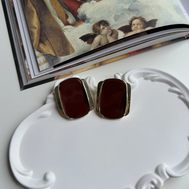 Vintage Bordo Plaka Küpe