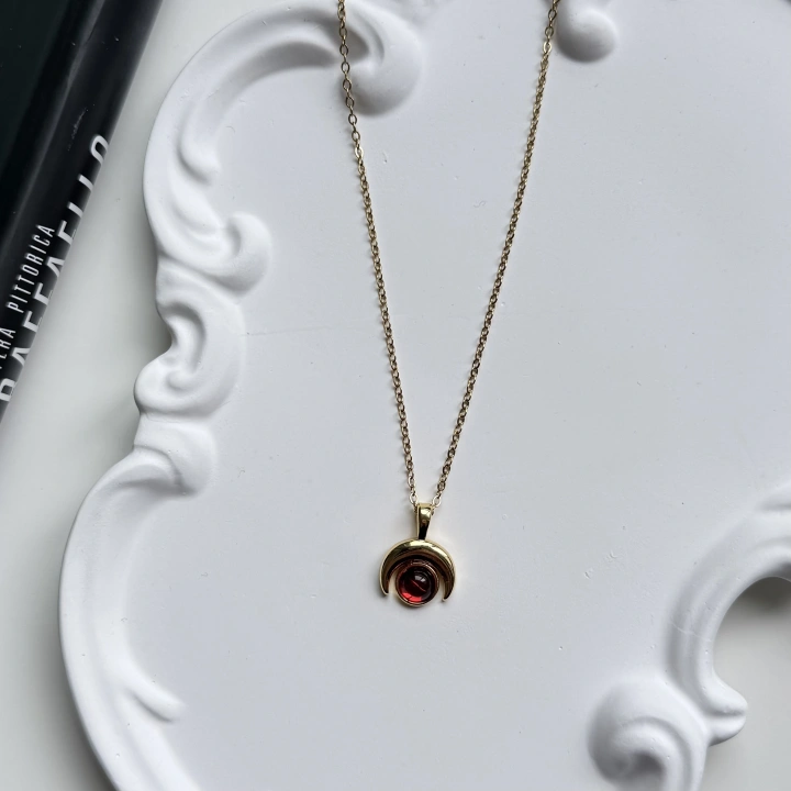 Moon Cherry Çelik Kolye