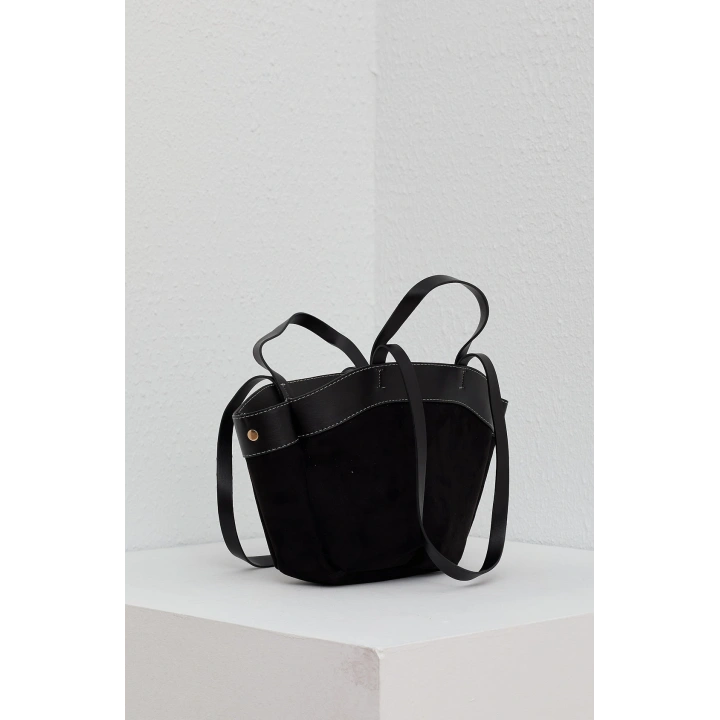 Alberta Siyah Yavrulu Omuz Çantası