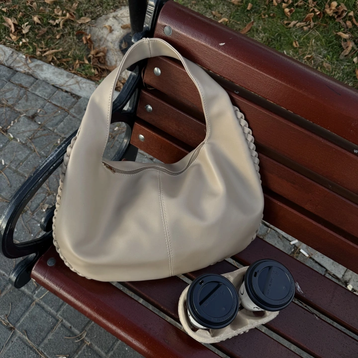 Costa Örgü Detaylı Ekru Omuz ve El Çantası