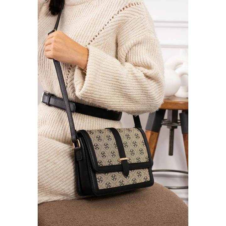 Laura Desenli Çapraz Çanta