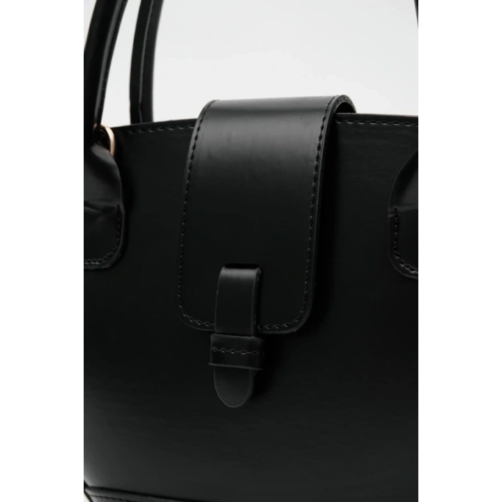 Nola Asimetrik Siyah Çapraz Çanta