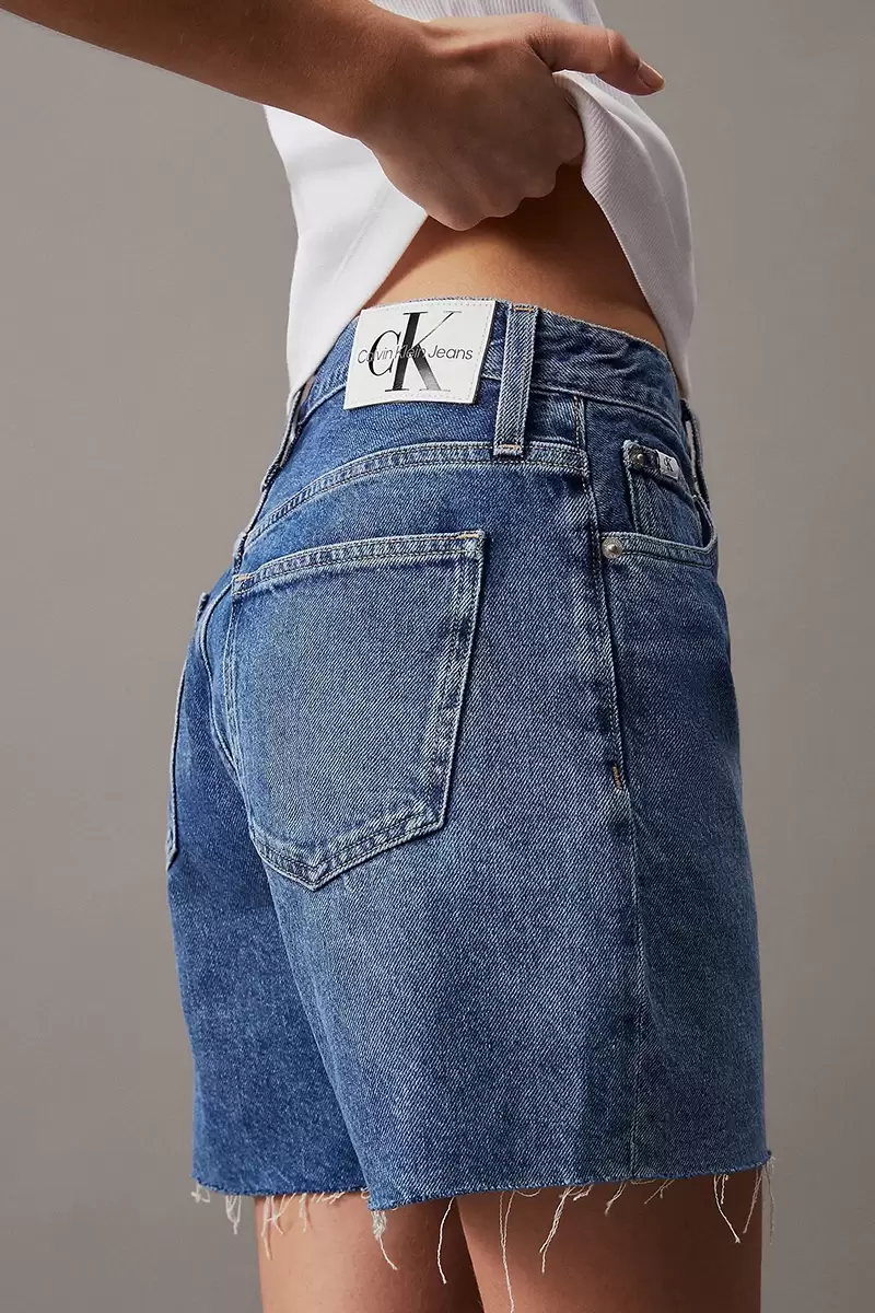 Calvin Klein Kadın Mom Denim Şort