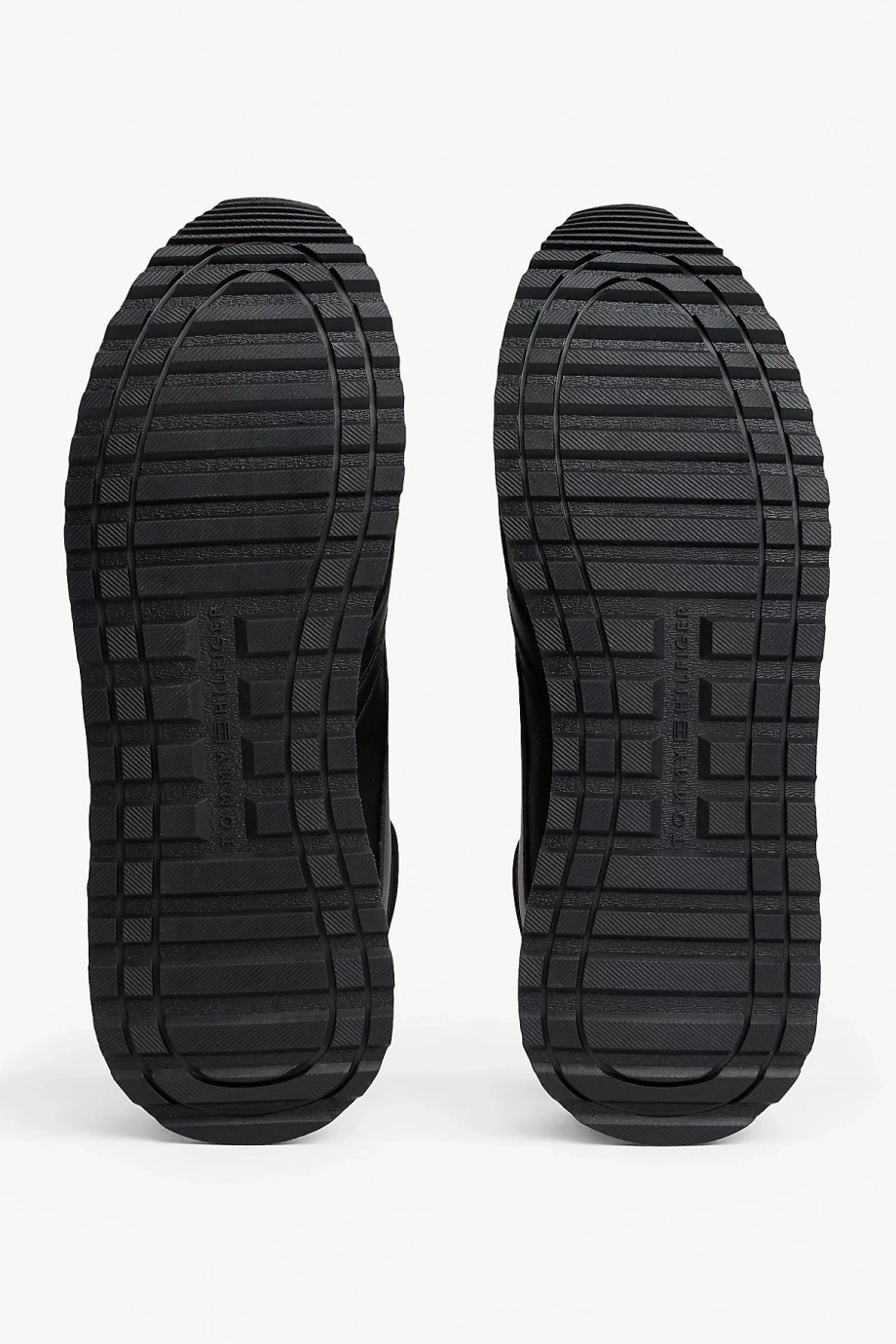 Tommy Hilfiger New Runner Eva Tabanlı Deri Klasik Erkek Siyah Sneaker FM0FM055120GX