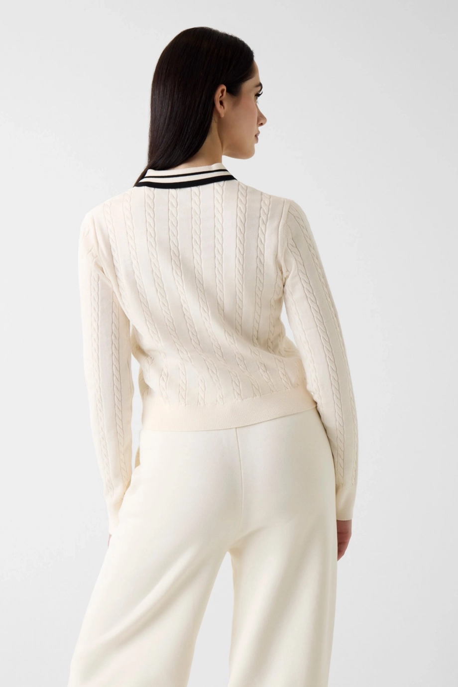 Guess Shari Polo Yakalı Triko Kadın Beyaz Triko V6RR01Z4652-G1O6