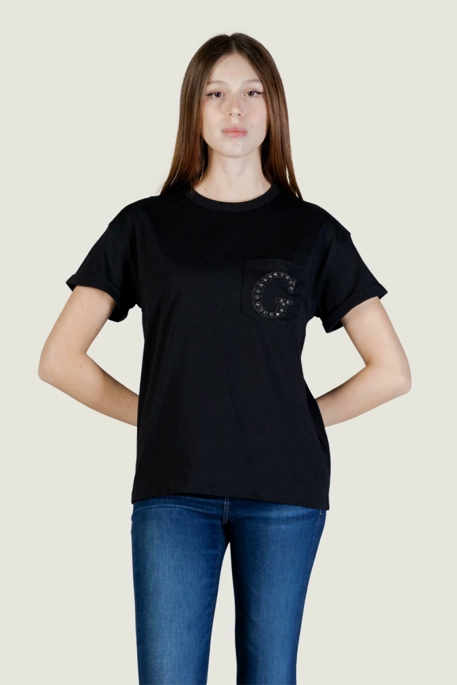 Guess Kısa Kollu Bisiklet Yaka Cepli G Logolu Kadın Siyah T-shirt W6GI17K3037-JBLK