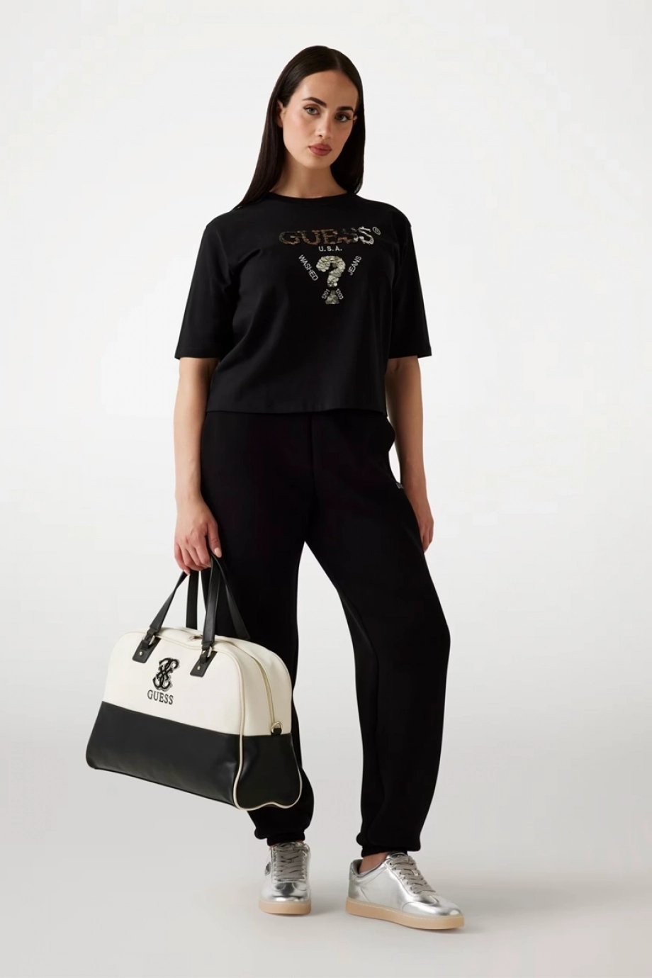 Guess Aurélie Kadın Siyah Aktif Boxy Fit T-Shirt V4YI06I3Z14-FJ8N