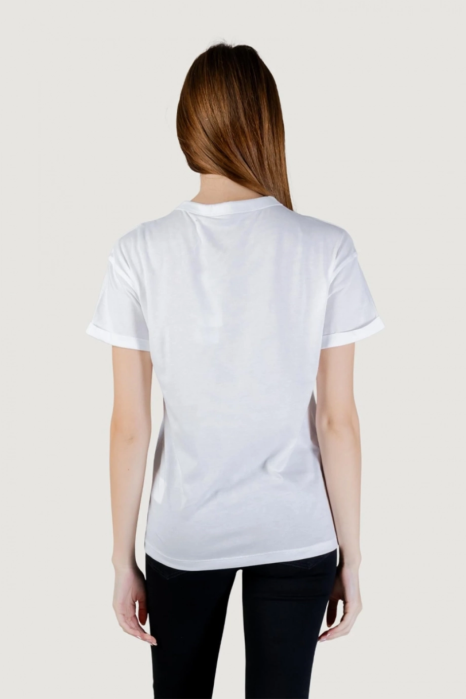 Guess Kısa Kollu Bisiklet Yaka Cepli G Logolu Kadın Beyaz T-shirt W6GI17K3037-G011