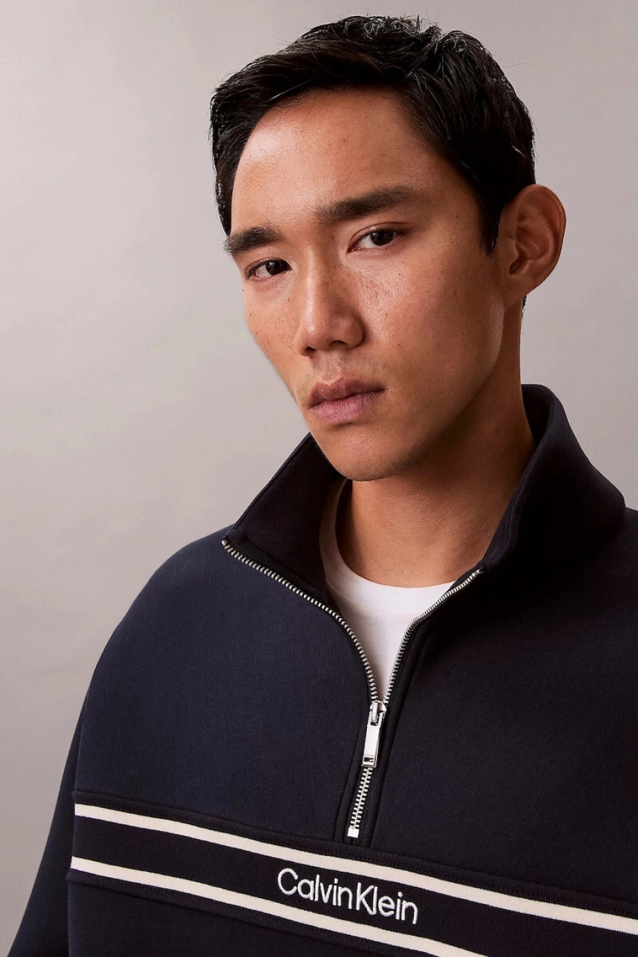 Calvin Klein Uzun Kollu Pamuklu Spacer Çizgili Fitilli Yarım Fermuarlı Erkek Lacivert Sweatshirt LV04RE221G-CEF
