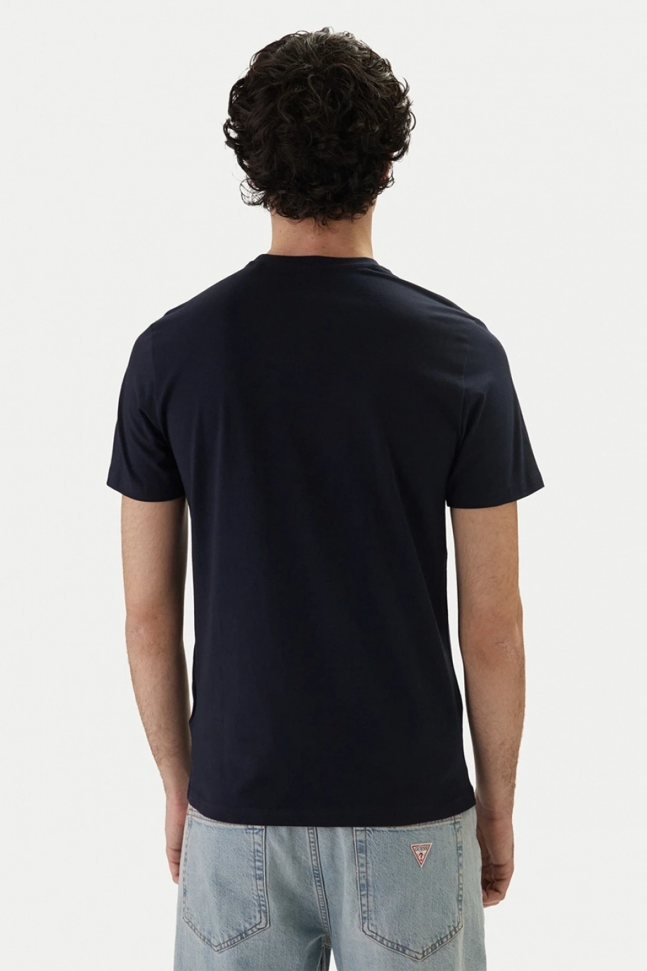 Guess Bisiklet Yaka Kısa Kollu Üçgen HD Çok Renkli Erkek Lacivert T-shirt M6GI11K2992-G7V2