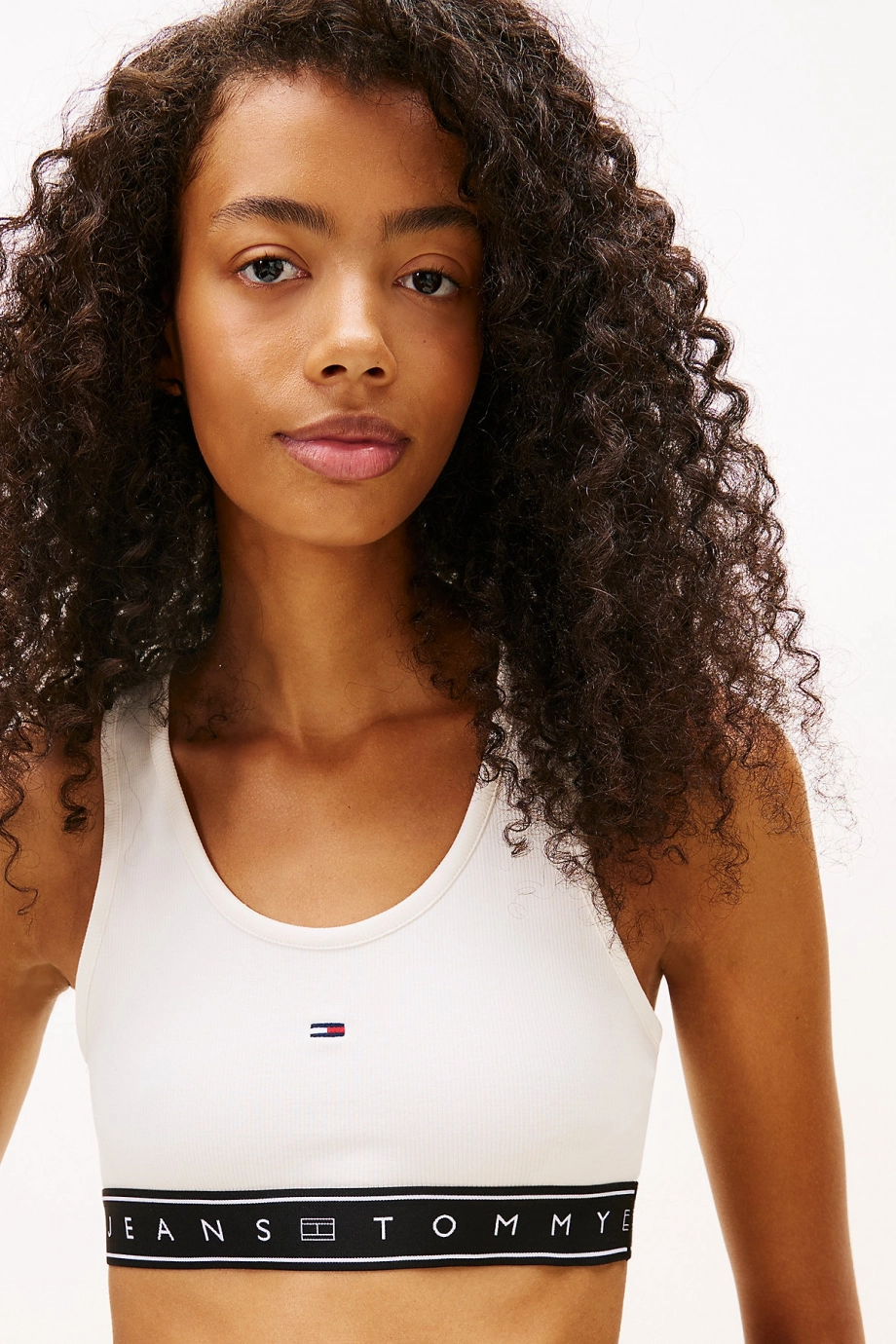 Tommy Hilfiger TJW Kısa Şerit Detaylı Büstiyer Kadın Beyaz T-shirt DW0DW22537YBH
