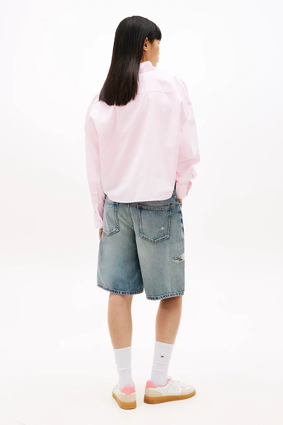 Tommy Hilfiger TJW Essential Kısa Kadın Pembe Gömlek DW0DW22766TN9