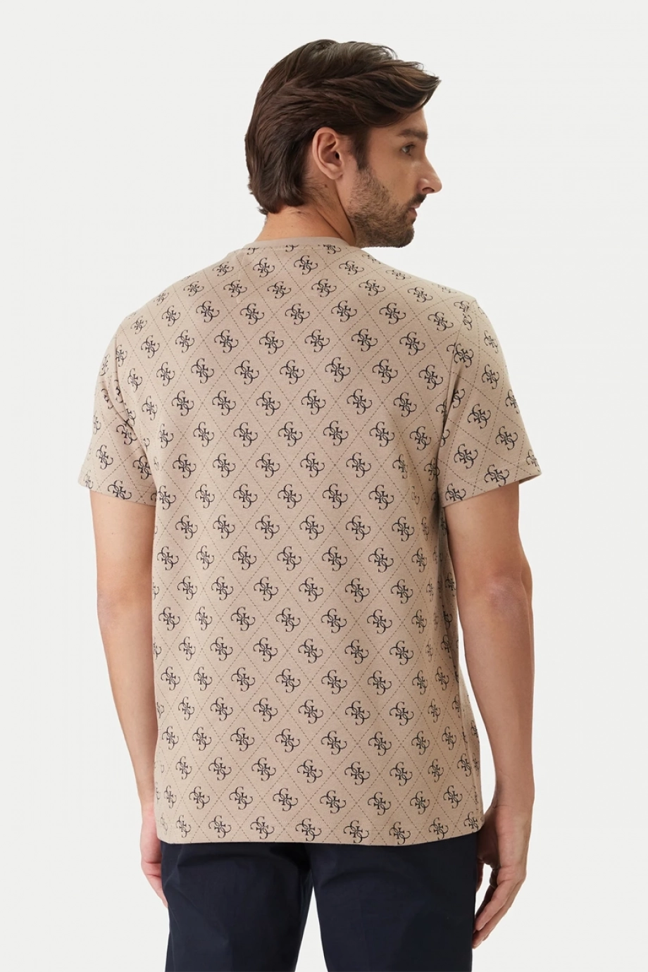 Guess Bisiklet Yaka Kısa Kollu Jakarlı 4G Örme Erkek Bej T-shirt  M6GP34K3200-FMAZ