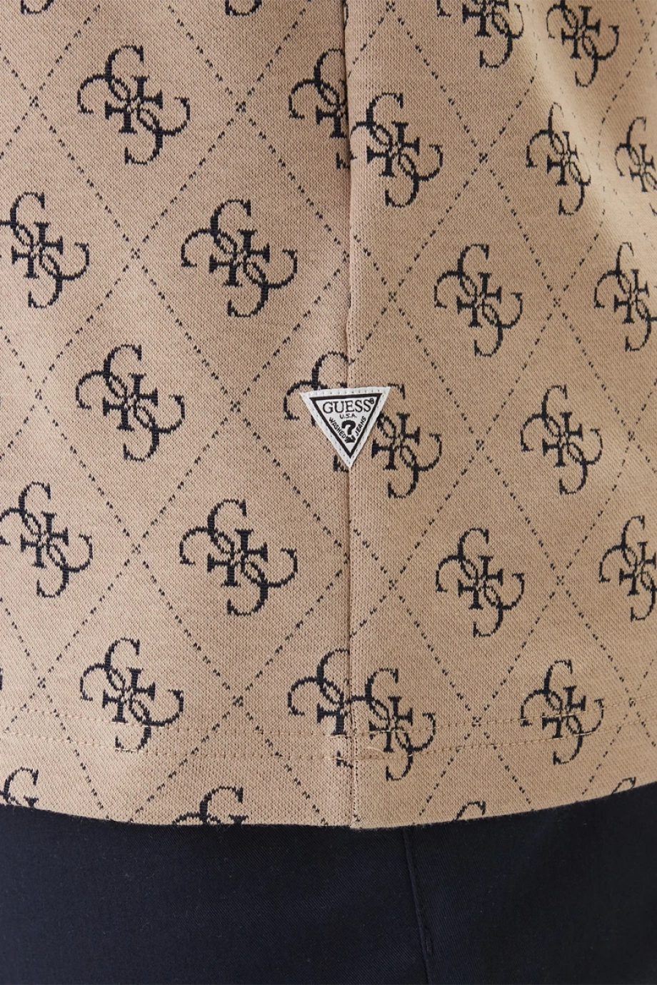 Guess Bisiklet Yaka Kısa Kollu Jakarlı 4G Örme Erkek Bej T-shirt  M6GP34K3200-FMAZ