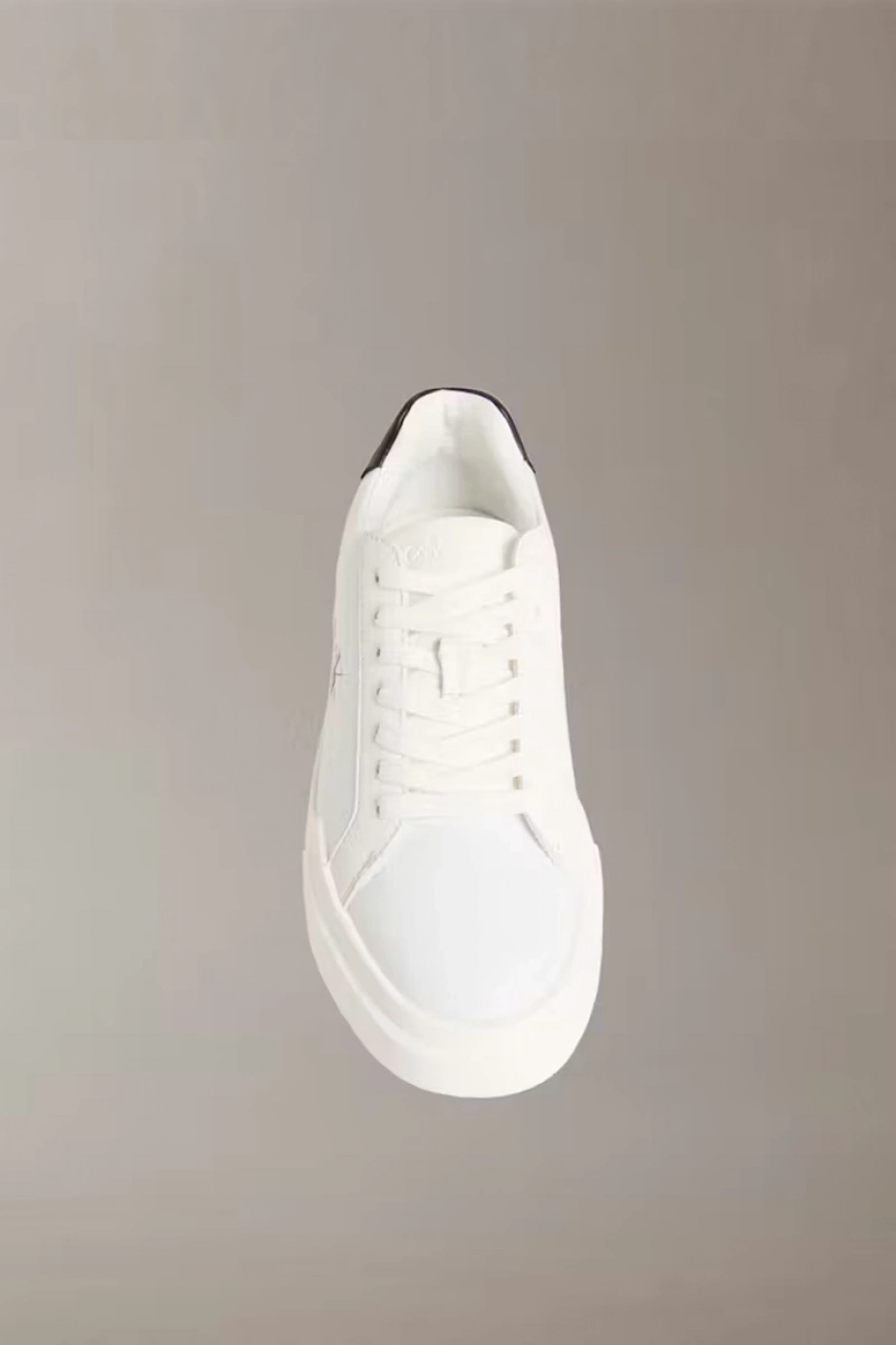 Calvin Klein Chunky Cupsole Bağcıklı Deri Kadın Beyaz Sneaker YW0YW01947-06X