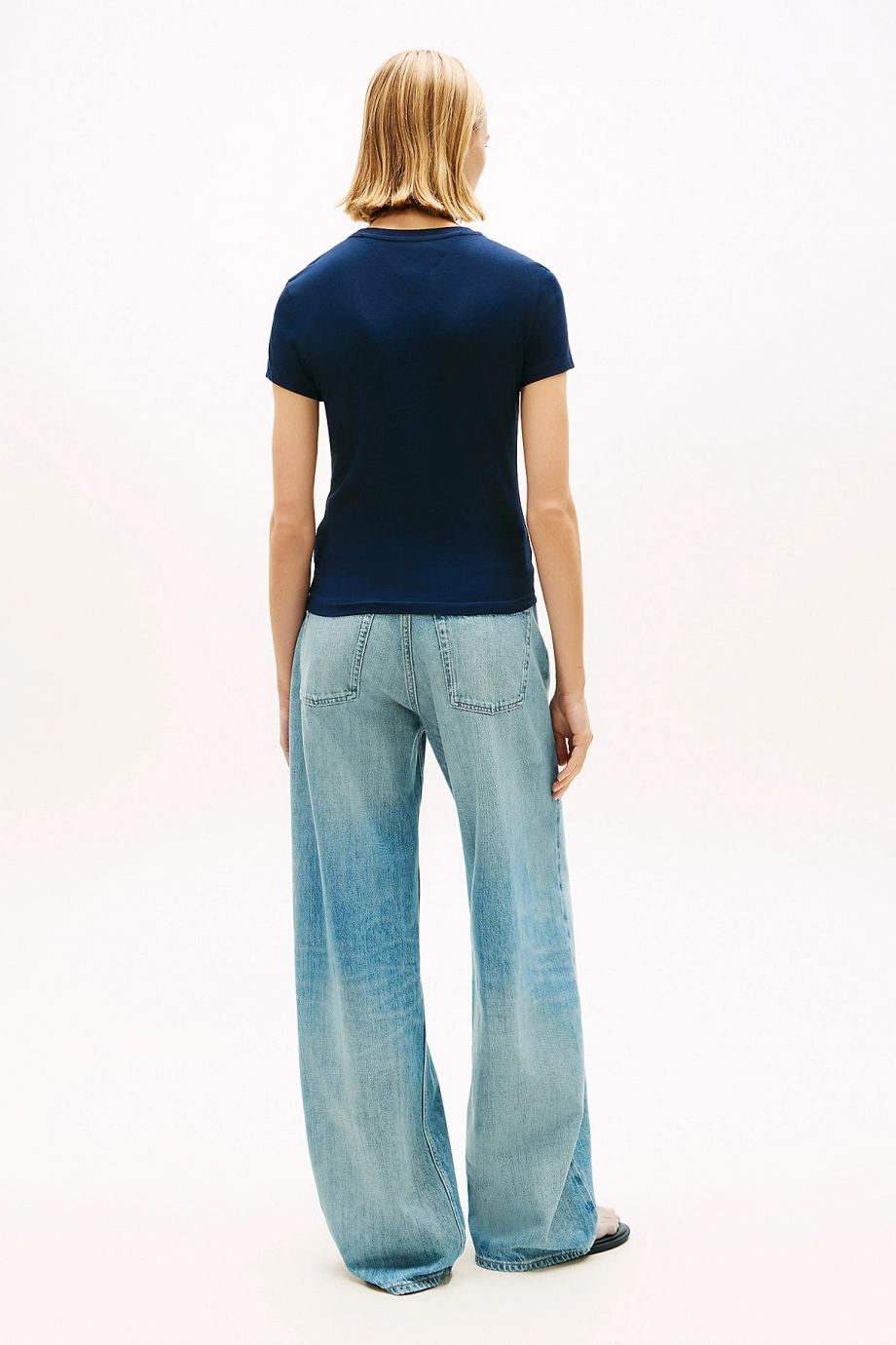 Tommy Hilfiger TJW Dar Kesim Lineer Kadın Mavi T-shirt DW0DW183980G0