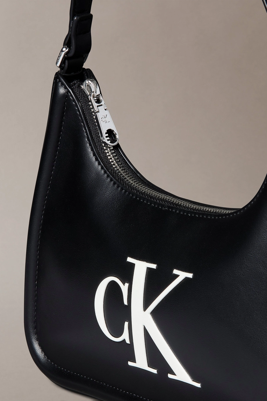Calvin Klein Bold CK Küçük Kadın Siyah Çapraz Çanta LV04F3230G-3L2