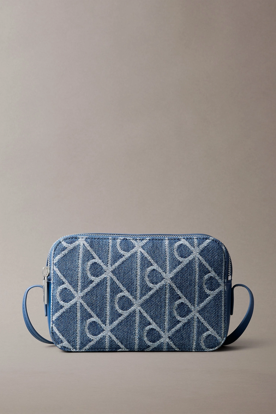 Calvin Klein Amblemli Tamamı Baskılı Denim Kamera Kadın Mavi Çapraz Çanta LV04F3430G-YBN