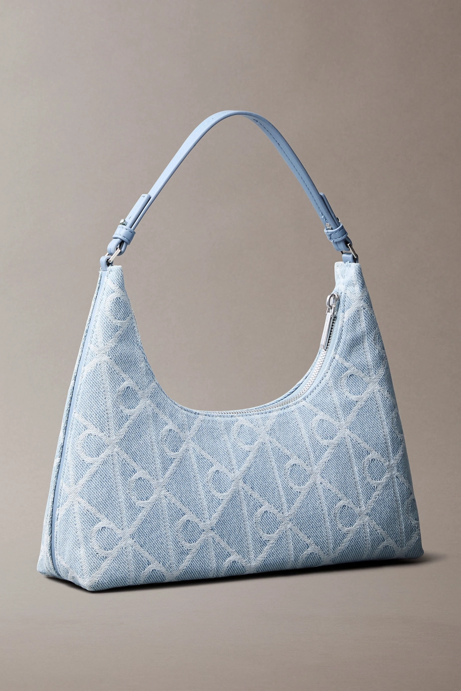 Calvin Klein Amblemli Tamamı Baskılı Denim Kadın Mavi Omuz Çantası LV04F3431G-YBZ