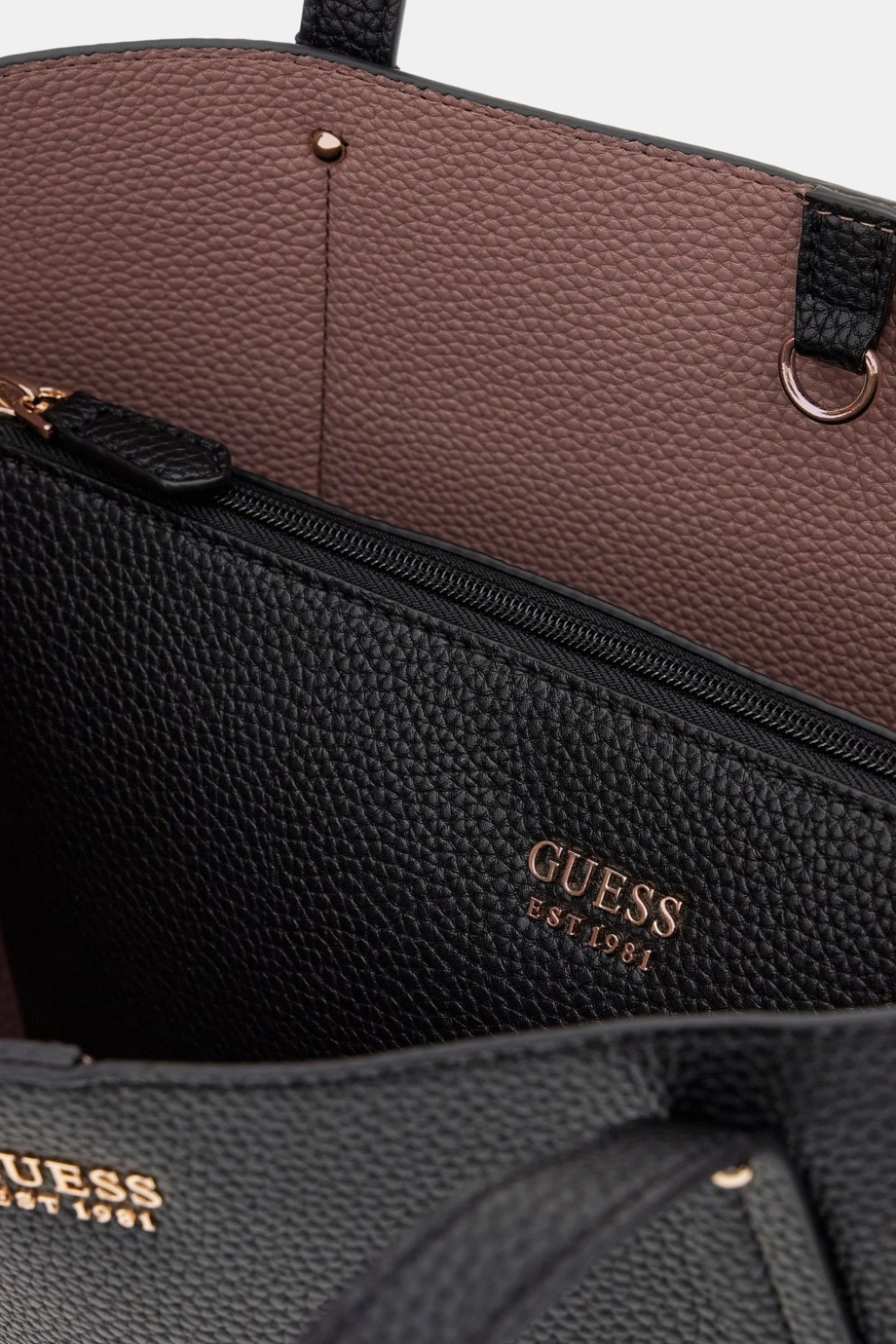 Guess Brenton Kadın Siyah Omuz Çantası HWPG9648230-BLA