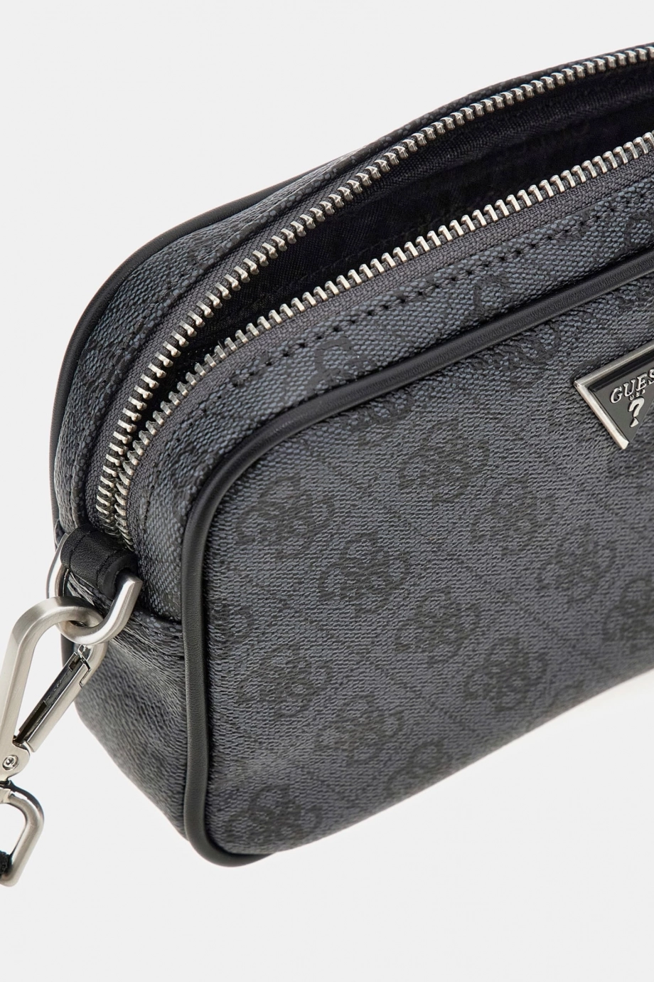 Guess Milano Küçük Erkek Siyah Çapraz Çanta PMEVZLP3145-BLA