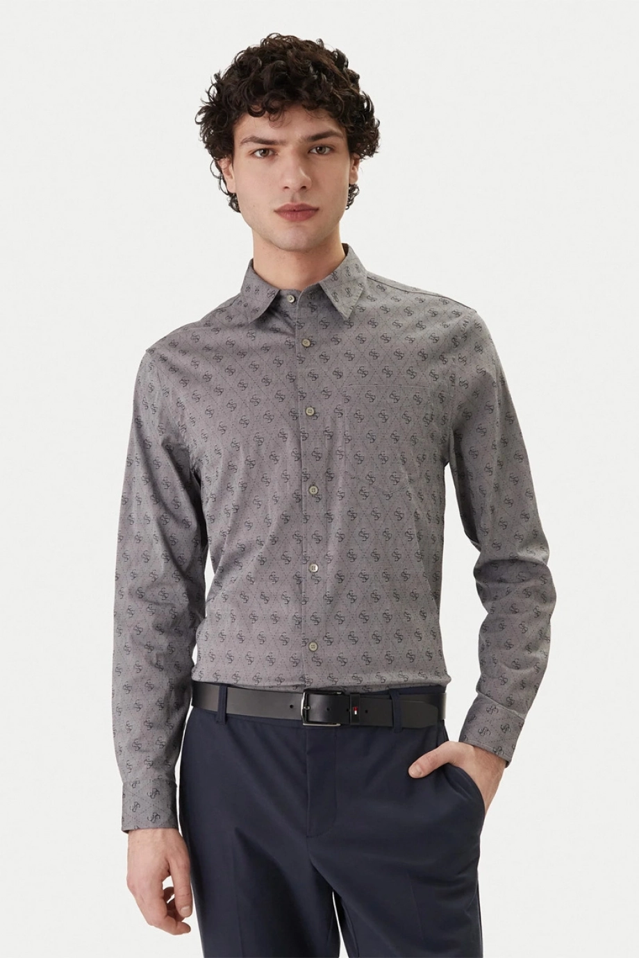 Guess Uzun Kollu Cepli Jakarlı Erkek Lacivert Gömlek M6GH18W1713-FBDB