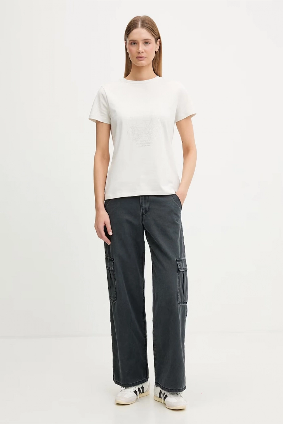 Guess Romy Regular Fit Kadın Beyaz T-shirt V6GI12K3325-G056