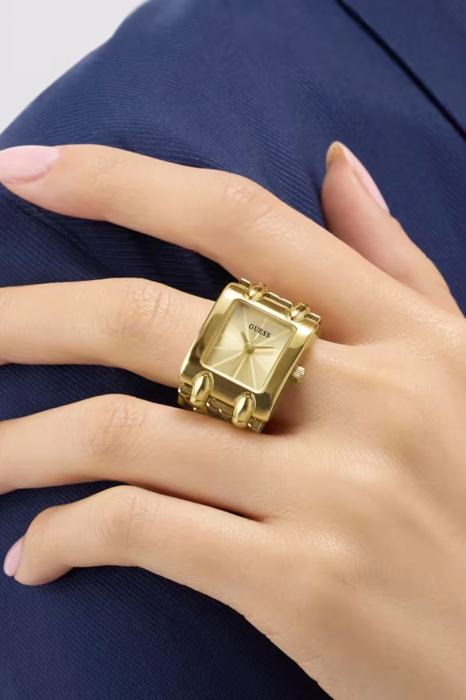 Guess Kadın Gold Kol Saati GUGW1025L2