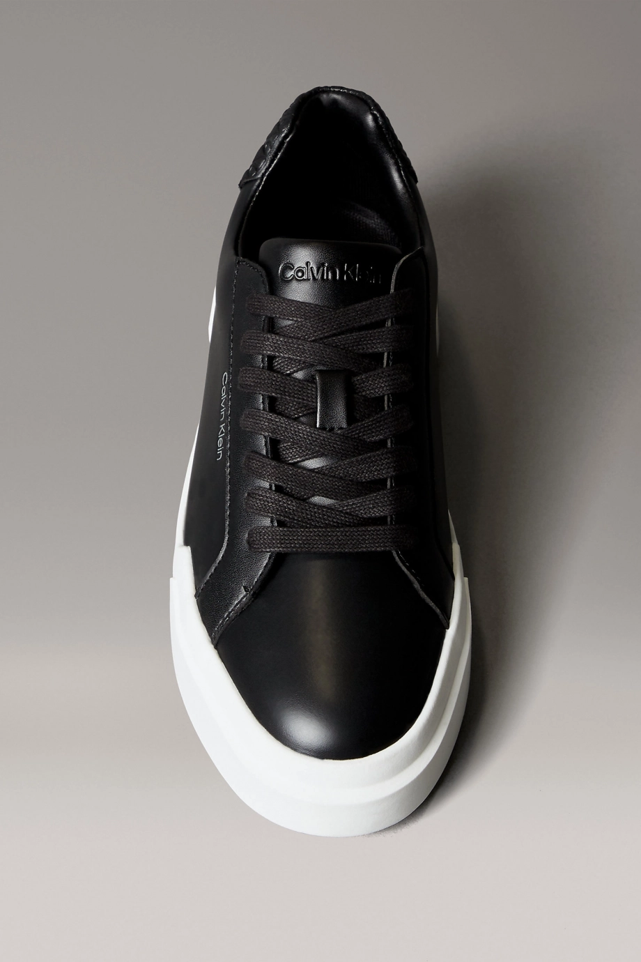 Calvin Klein Chunky Cups Bağcıklı Deri Tamamı Baskılı Kadın Siyah Sneaker YW0YW02036-BEH
