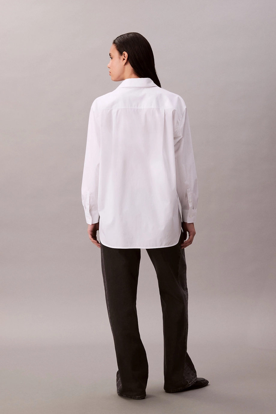 Calvin Klein Essentials Kadın Beyaz Gömlek LV047C143G-YAA