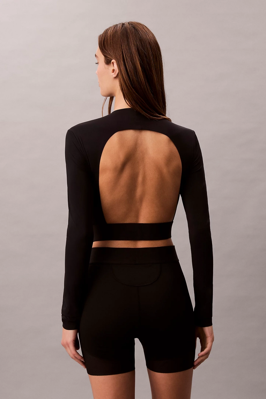 Calvin Klein Intense Power Yarım Balıkçı Yaka Uzun Kollu Kadın Siyah  Crop  LVGWxF5K202-UB1