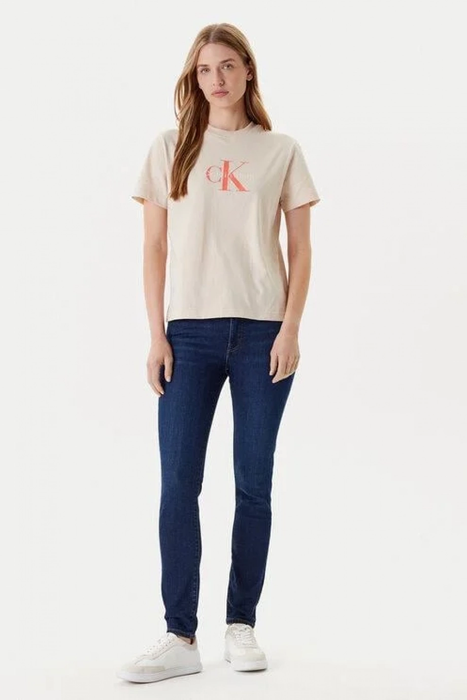 Calvin Klein Standard Logo Kadın Bej T-shirt  LV047B865G-C7P