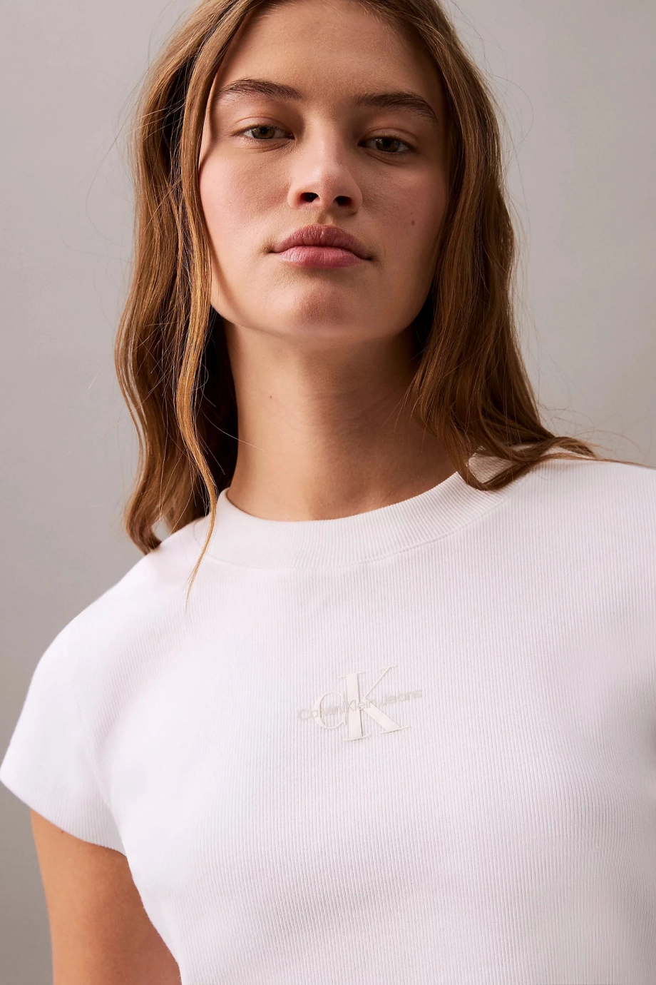 Calvin Klein A- MONOGRAM BABY TEE Kadın  T-shirt LV047AB802-YAA