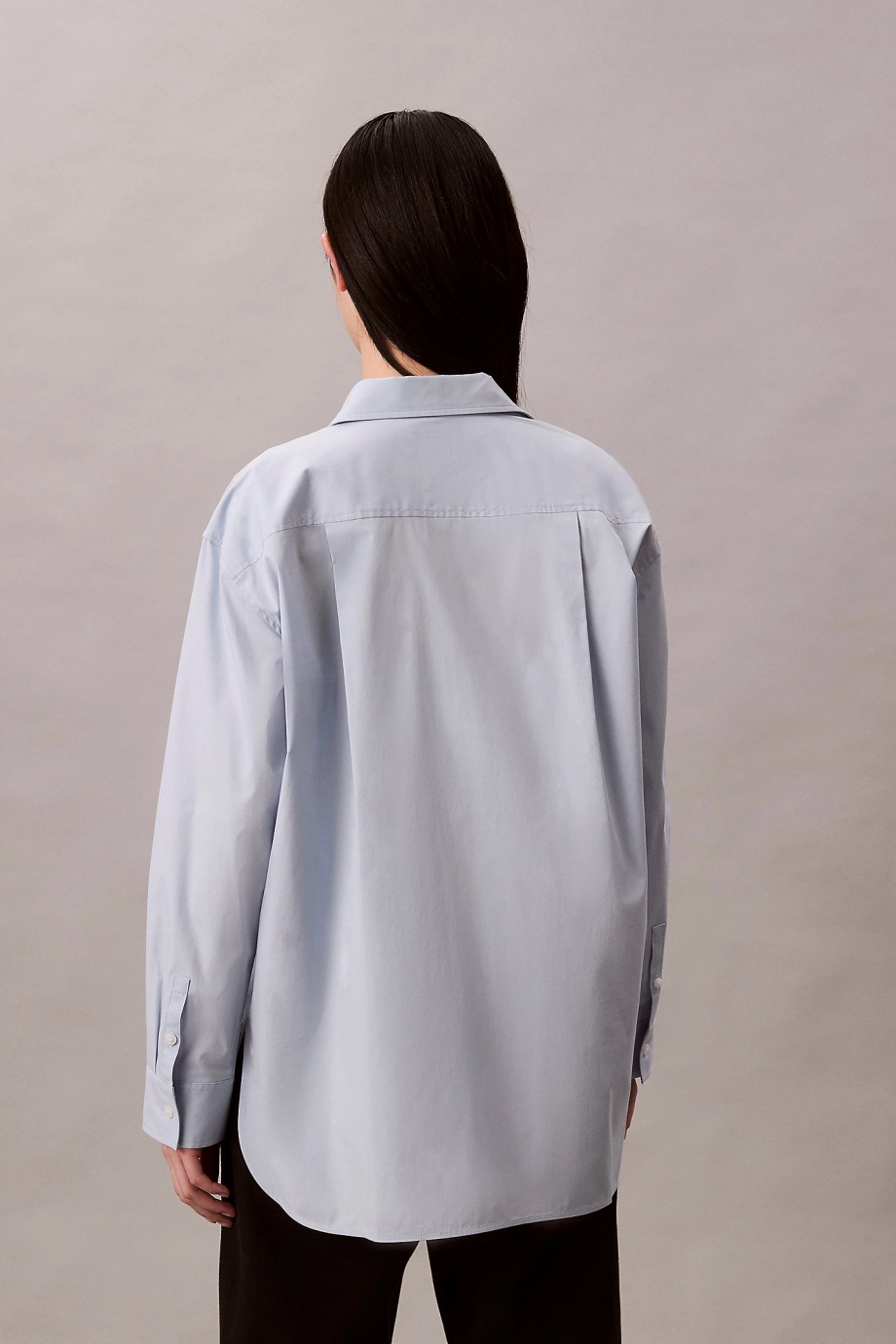 Calvin Klein Poplin Rahat Kesim Kadın Gri Gömlek LV047C143G-24Q