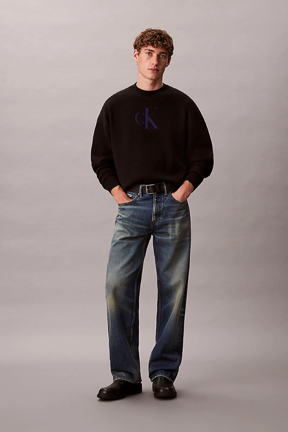 Calvin Klein Uzun Kollu Pamuklu Kaşmir 3D Logolu Bisiklet Yaka Erkek Siyah Kazak LV04RD305G-UB1