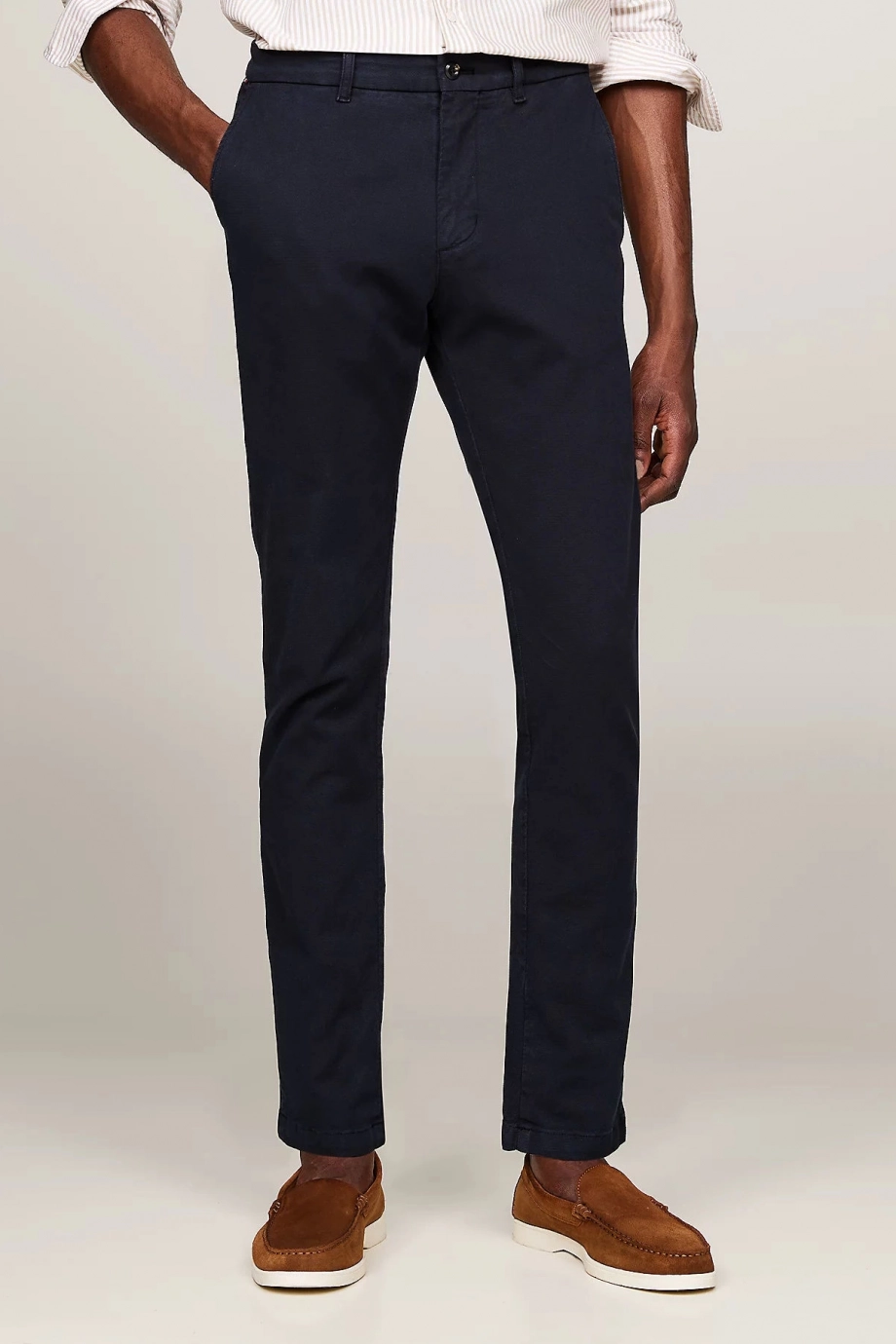 Tommy Hilfiger CHINO BLEECKER STRUCTURE GMD Erkek Lacivert Pantolon MW0MW35636DW5