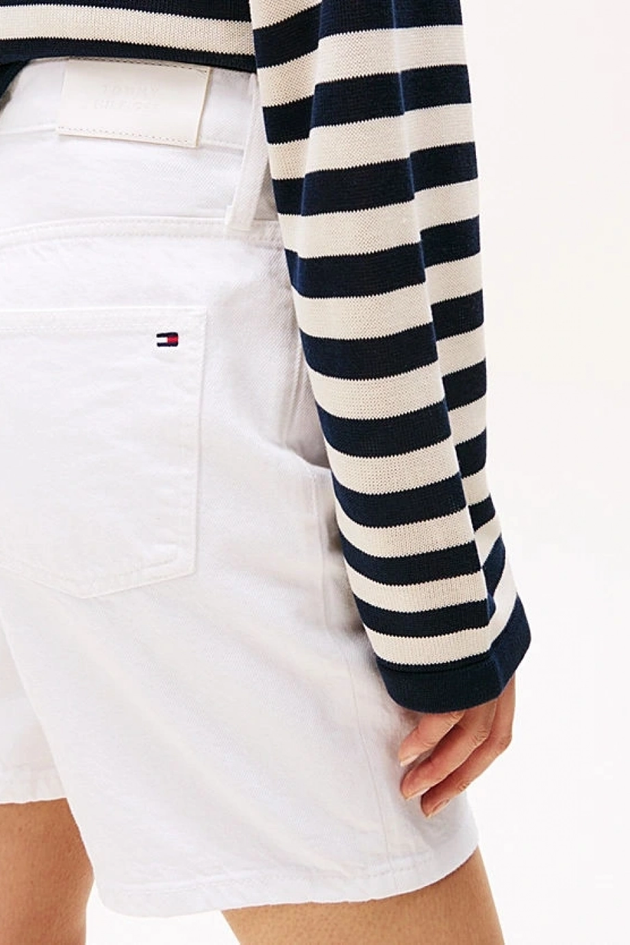 Tommy Hilfiger DNM STRAIGHT SHORT RW WHITE Kadın  Şort WW0WW45924YCF