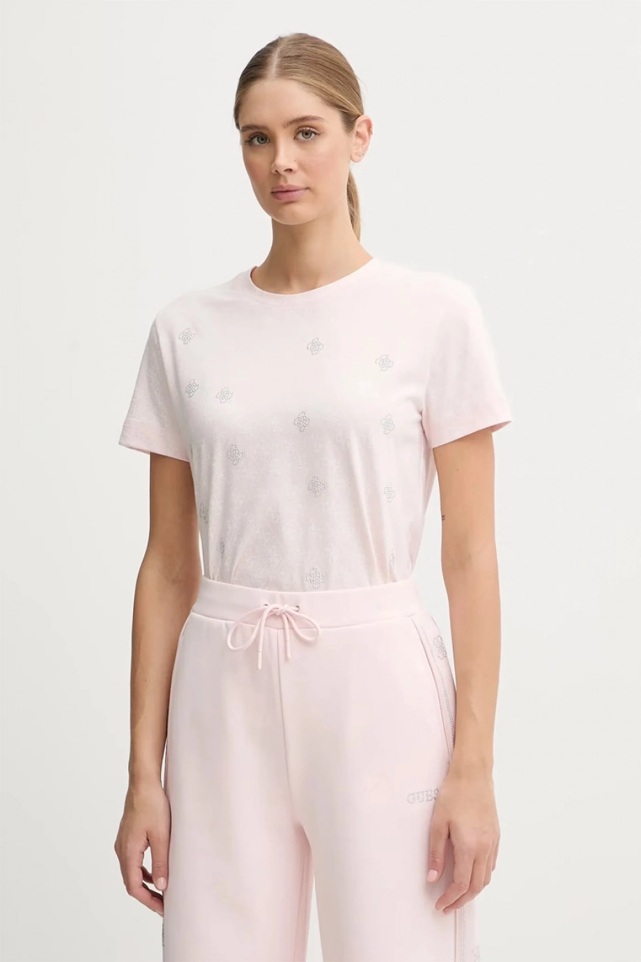 Guess 4G Baklava Desenli Zımbalı Kısa Kollu Kadın T-shirt V5BI14I3Z14-PMRJ