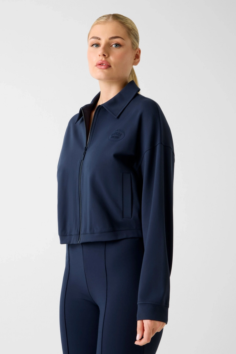 Guess Annie Kısa Tam Fermuarlı Kadın Lacivert Eşofman Üstü V6RQ17KD822-G7F3