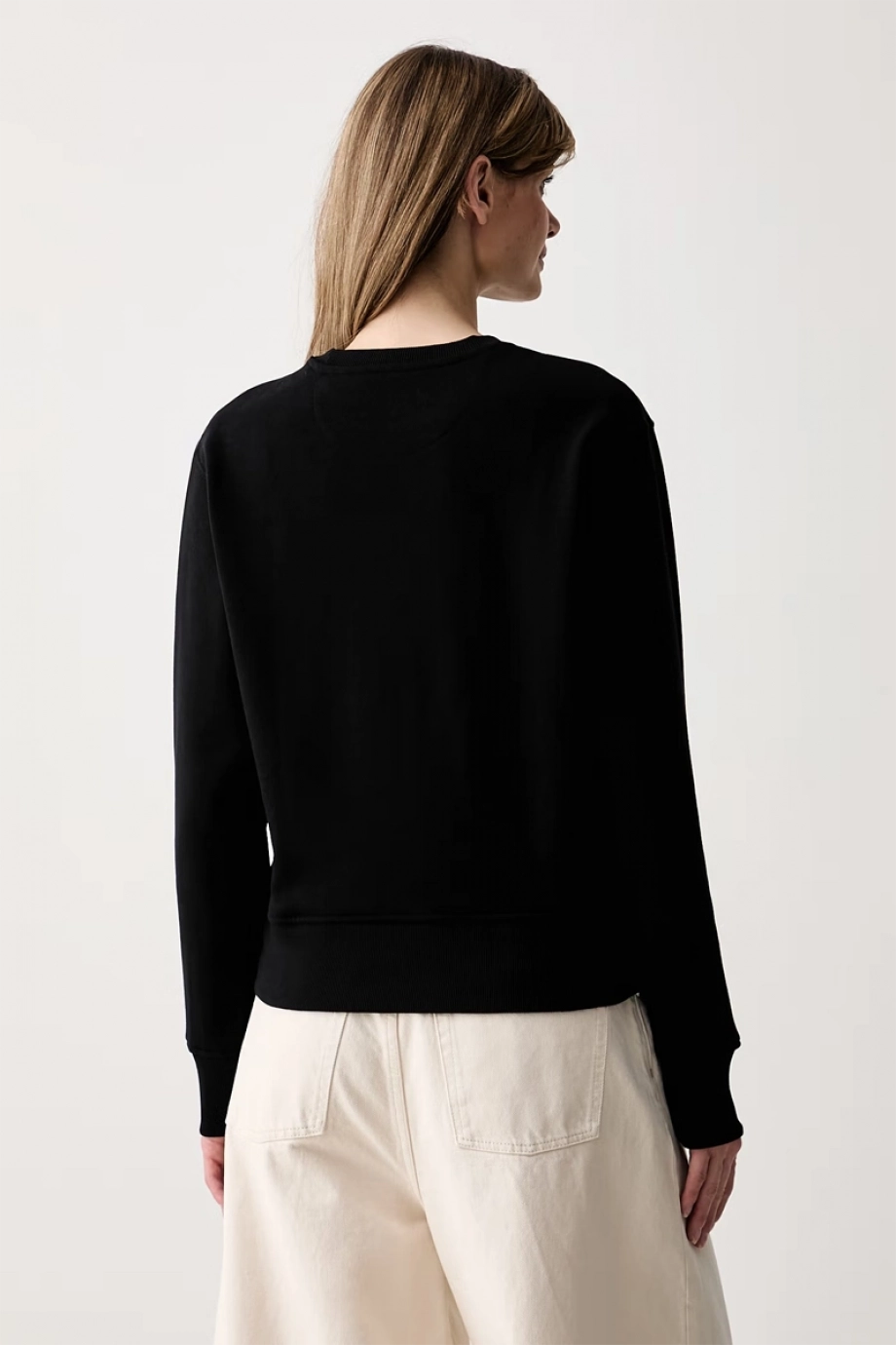 Guess Basy Kadın Sweatshirt