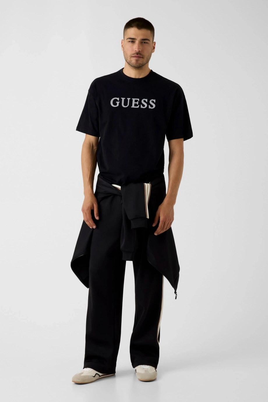 Guess Chris Erkek Aktif Oversize Fit T-Shirt