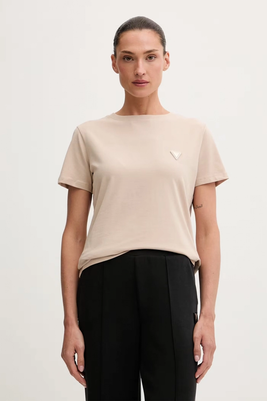 Guess Colette Kadın Aktif Regular Fit T-Shirt