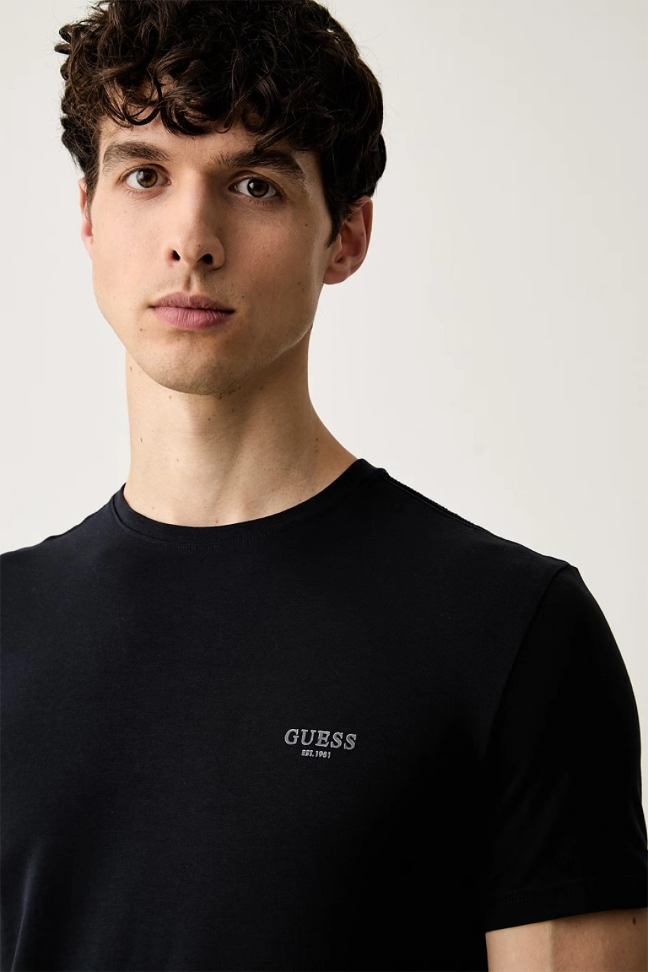 Guess Core Erkek Slim Fit T-Shirt
