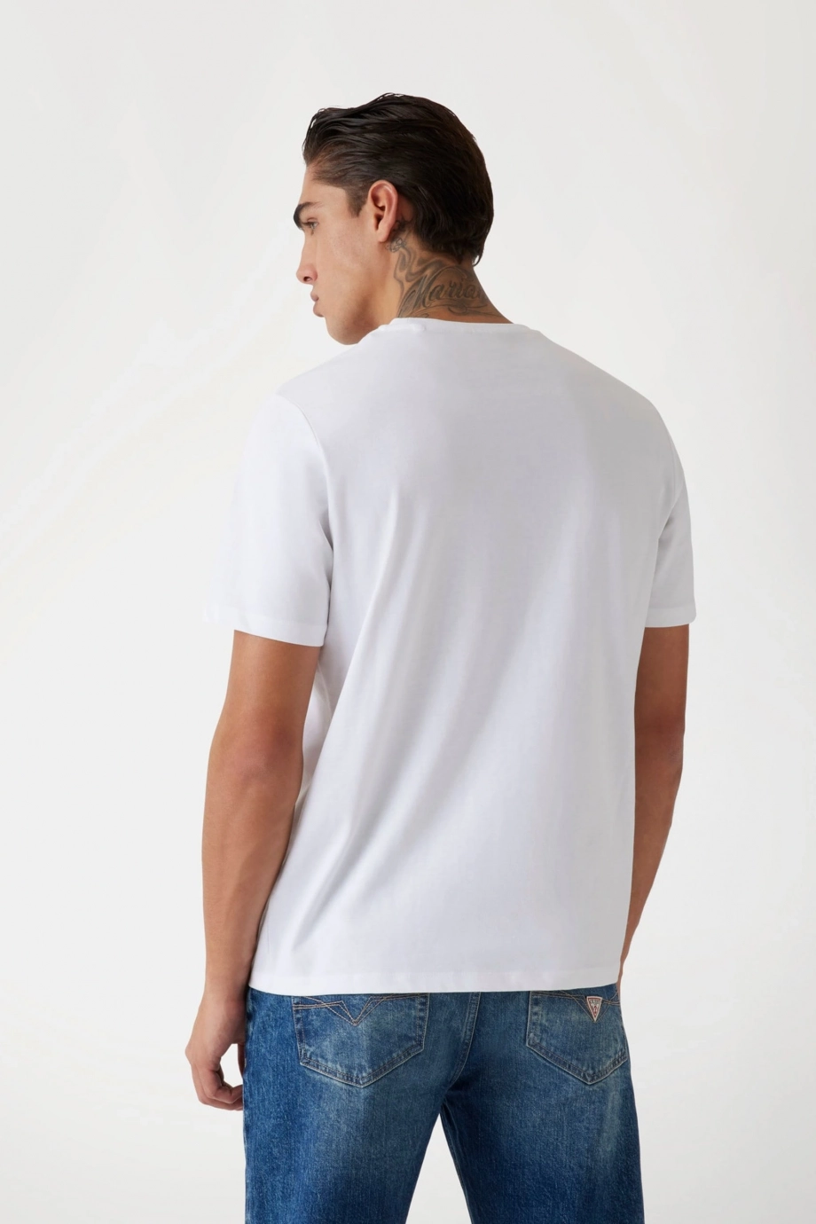 Guess Ss Cn Patch Erkek Beyaz Regular Fit T-Shirt M4YI0AKCCM1-G011