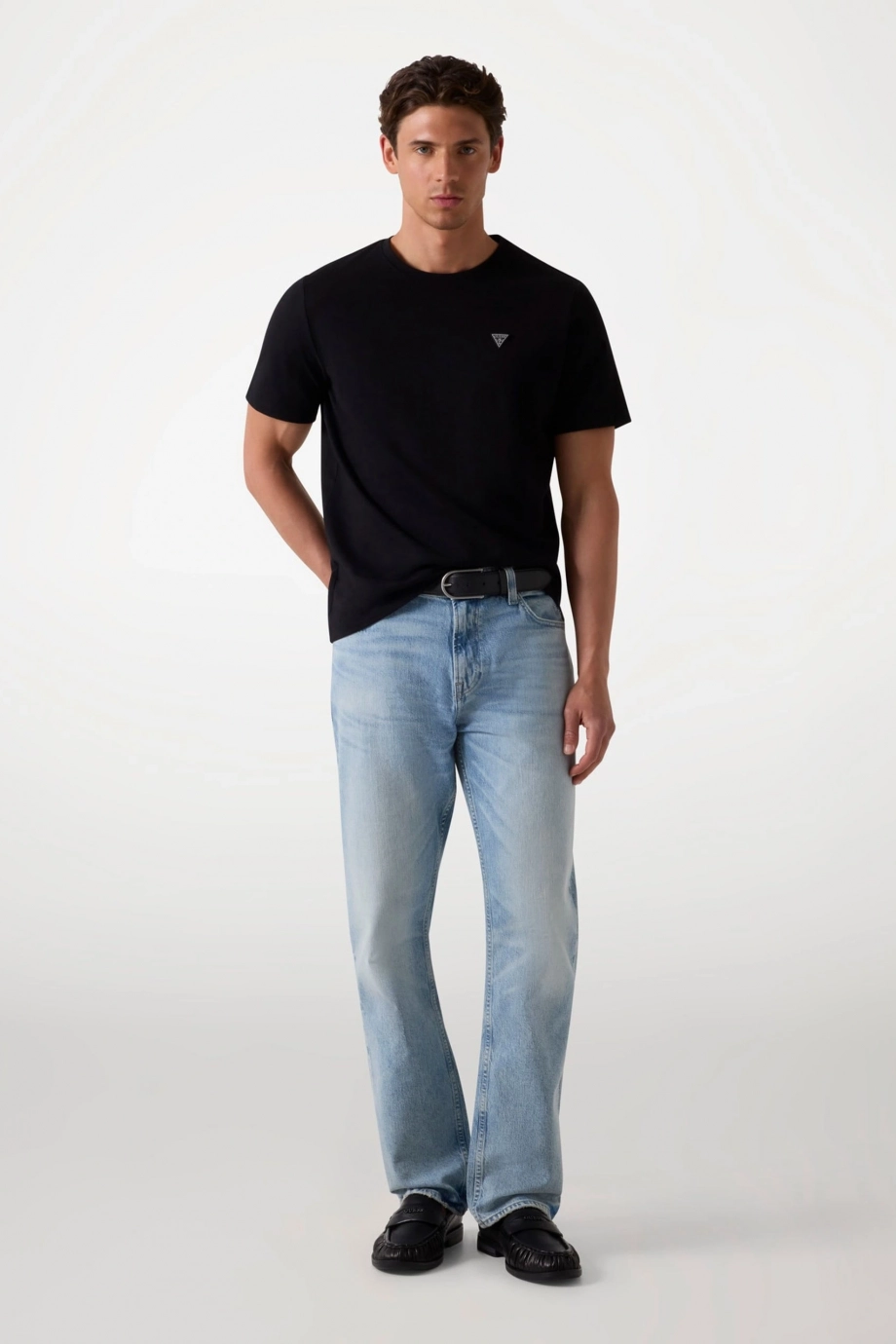 Guess Ss Cn Patch Erkek Siyah Regular Fit T-Shirt M4YI0AKCCM1-JBLK