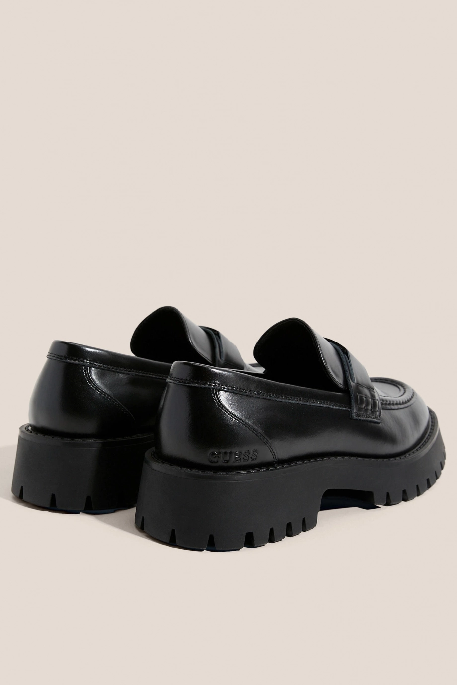 Guess Gorizia Erkek Siyah Deri Makosen FMTGORLEA14-BLACK