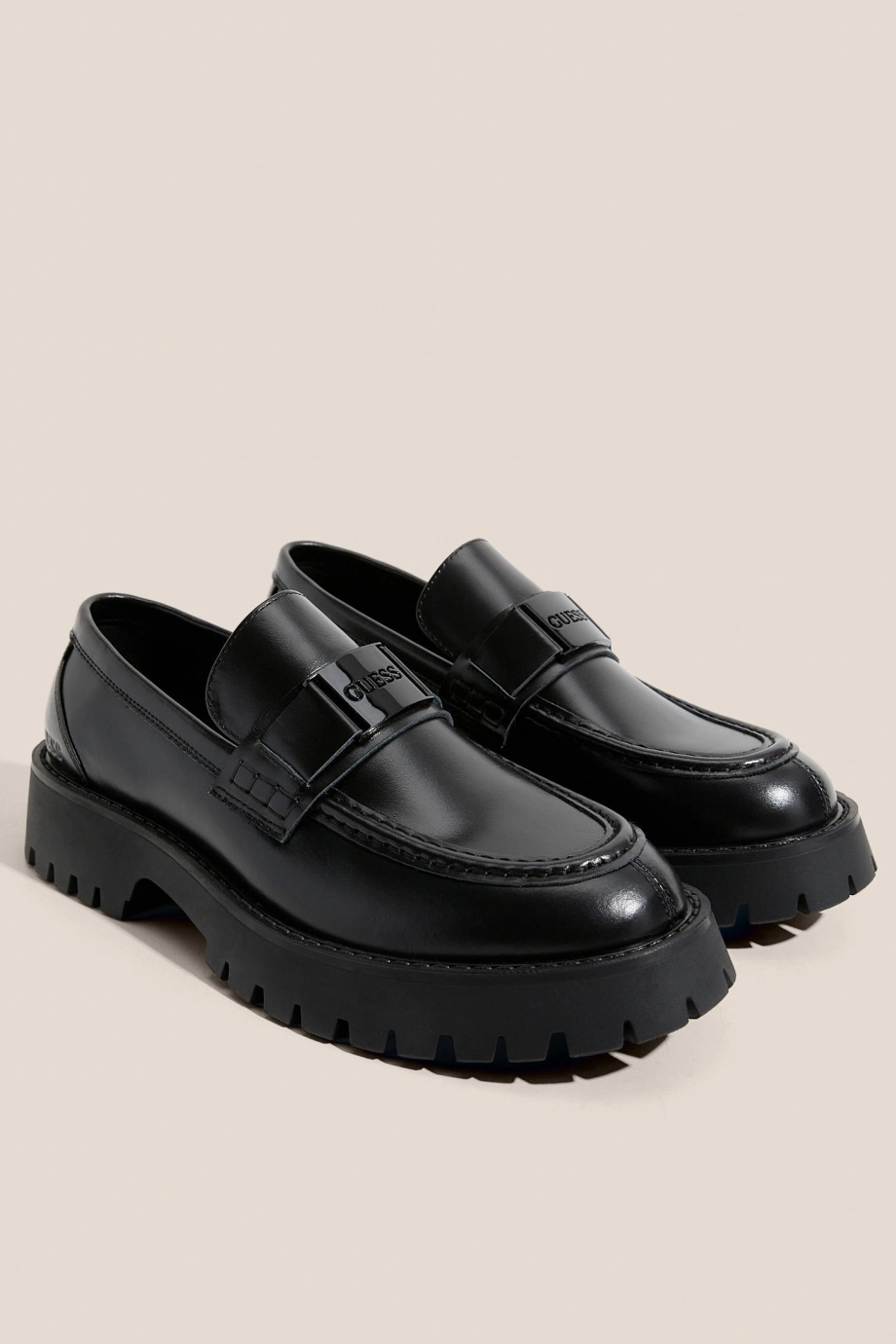 Guess Gorizia Erkek Siyah Deri Makosen FMTGORLEA14-BLACK