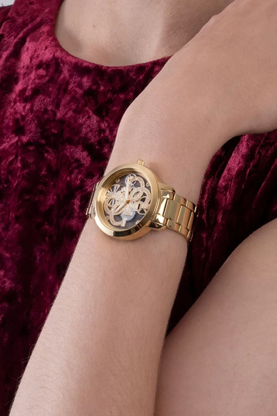 Guess Kadın  Kol Saati GUGW0300L2